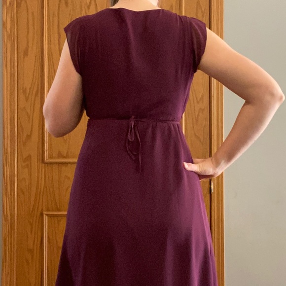 Thyme Maternity Maroon Nursing Dress - Picture 6 of 7